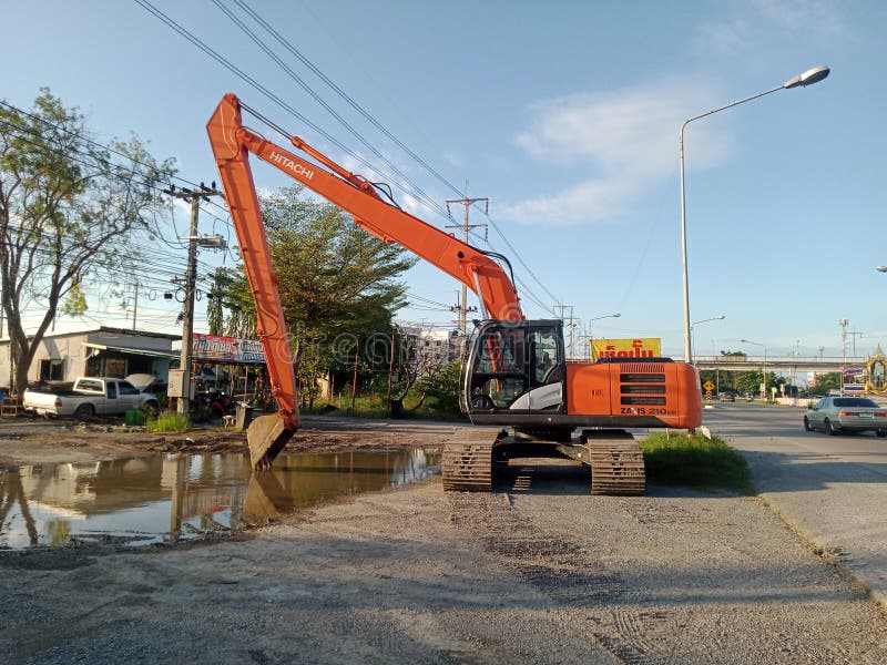 ZX210LC5G H15 HYDRAULIC EXCAVATOR Editorial Photo Image of zx210lc5g