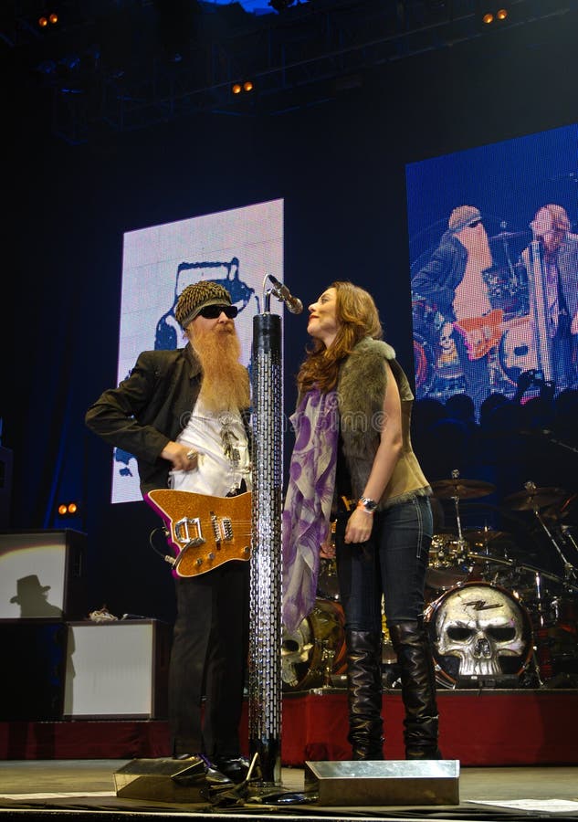 ZZ Top in Concert editorial photo. Image of amplifiers 11441901