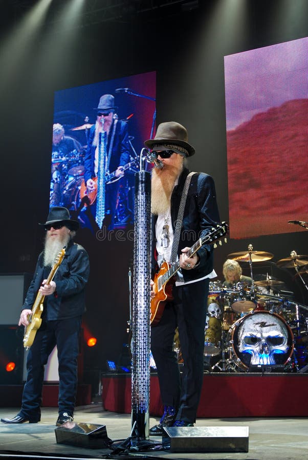 ZZ Top in Concert editorial stock image. Image of billy 11441949