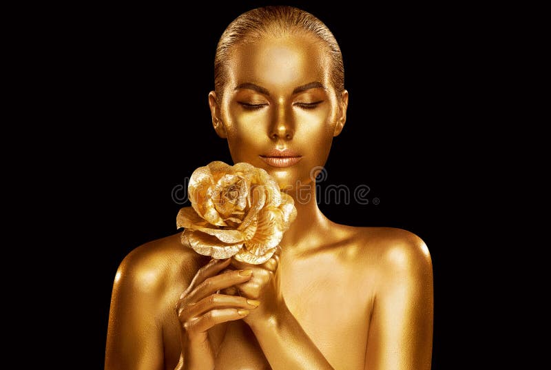 Złocisty moda modela piękna portret z róża kwiatem, Złoty kobiety sztuki luksusu Makeup Złocisty moda modela piękna portret z róża kwiatem, Złoty kobiety sztuki luksusu Makeup