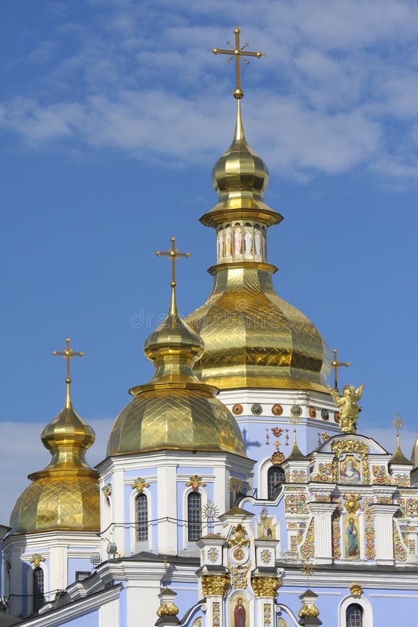 Złoty Kiev kościoła wież ortodoksyjny Ukraine