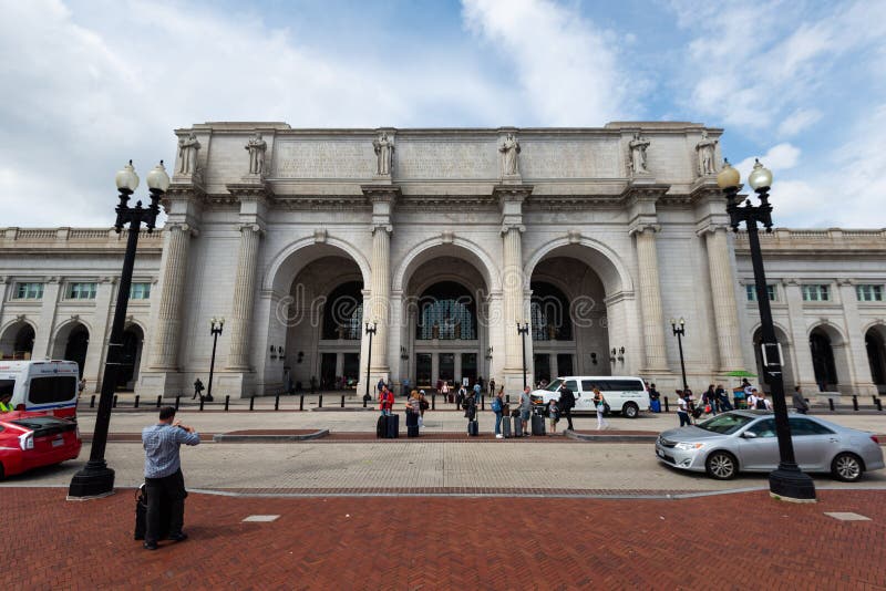 1º de junho de 2018 - Washington DC, Estados Unidos: Exterior de Washington Union Station fotografia de stock 1º de junho de 2018 - Washington DC, Estados Unidos: Exterior de Washington Union Station fotografia de stock