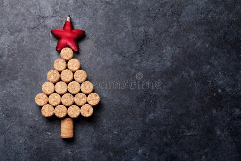 Árbol de navidad formado corchos del vino imágenes de archivo libres de regalías Árbol de navidad formado corchos del vino imágenes de archivo libres de regalías