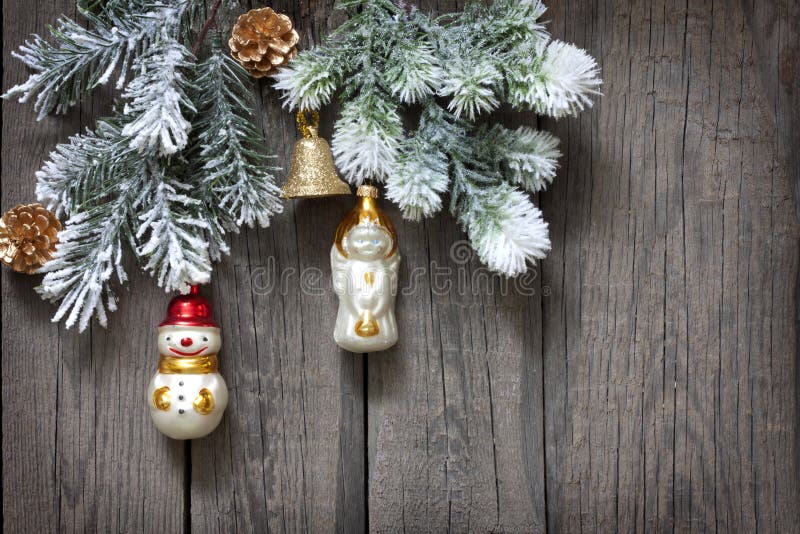 Árvore de Natal e enfeites de fundo foto de stock royalty free