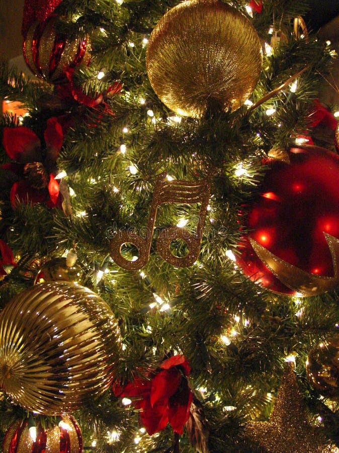 Árvore de Natal e Enfeites fotografia de stock royalty free