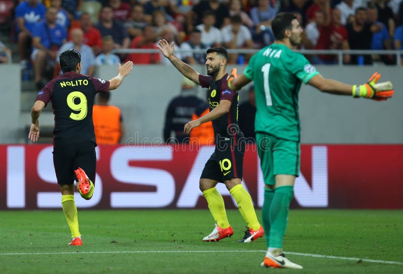€ “STEAUA BUCAREST di QUALIFICAZIONE della LEGA di CAMPIONI di UEFA contro Manchester City fotografie stock € “STEAUA BUCAREST di QUALIFICAZIONE della LEGA di CAMPIONI di UEFA contro Manchester City fotografie stock