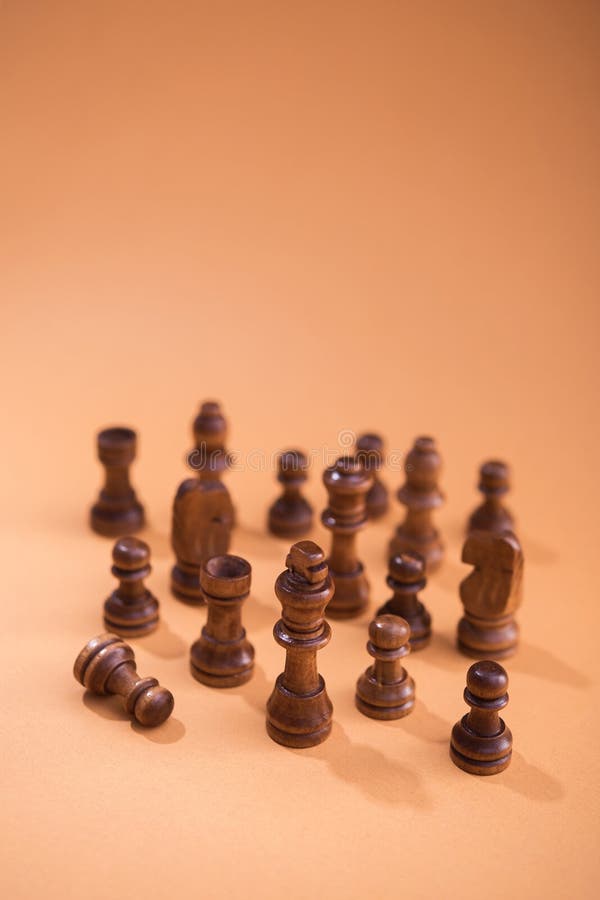 Échecs en bois image stock Échecs en bois image stock