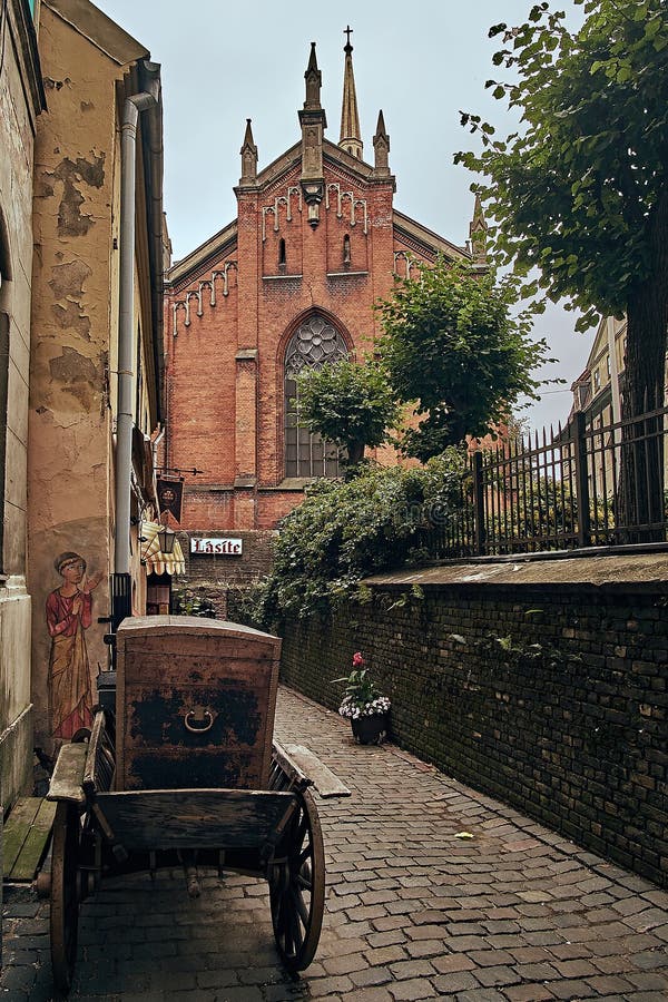 Église antique dans la vieille ville Riga Lettonie photo stock Église antique dans la vieille ville Riga Lettonie photo stock