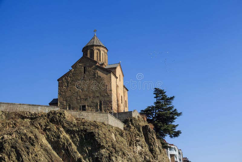Église de Metekhi d'hypothèse images libres de droits Église de Metekhi d'hypothèse images libres de droits