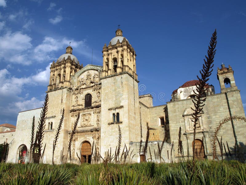 Église du Mexique : Templo de Santo Domingo à Oaxaca images stock Église du Mexique : Templo de Santo Domingo à Oaxaca images stock