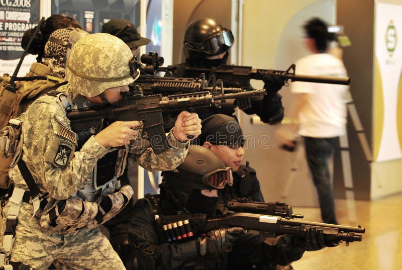 Équipe de SWAT et force de delta image stock Équipe de SWAT et force de delta image stock