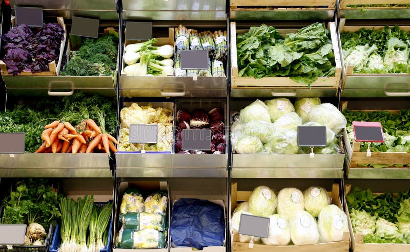 Étagères d'épiceries au supermarché images stock Étagères d'épiceries au supermarché images stock