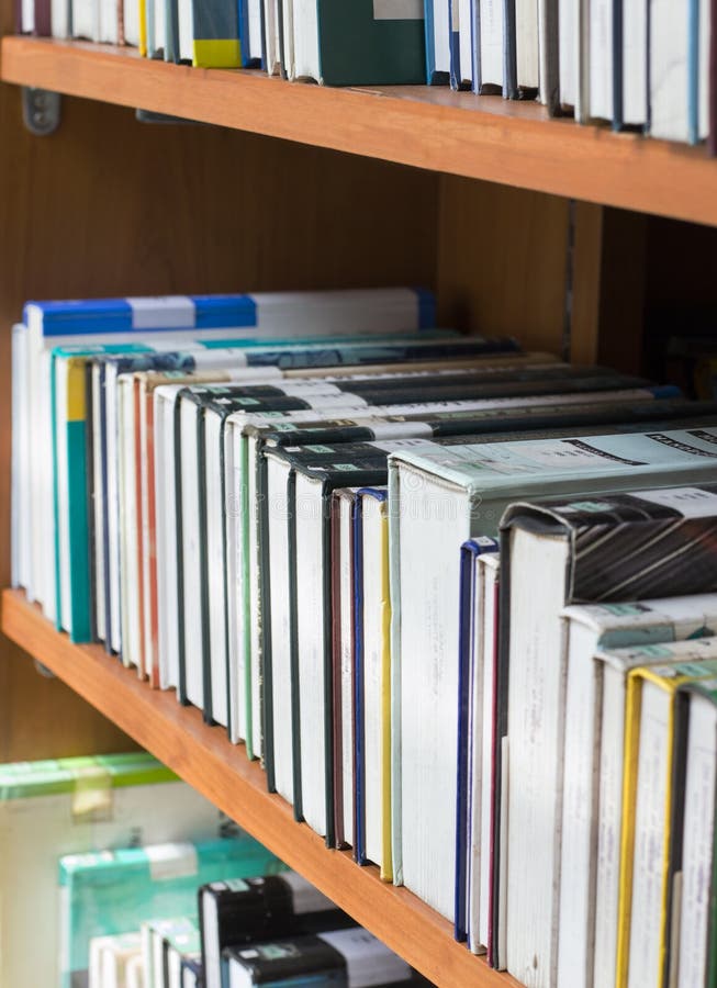 Étagères à livres photographie stock Étagères à livres photographie stock