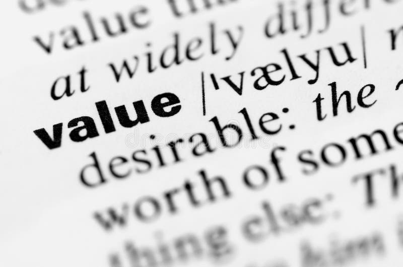 Évaluez le mot dedans accentué en dictionnaire, affaires photo stock Évaluez le mot dedans accentué en dictionnaire, affaires photo stock