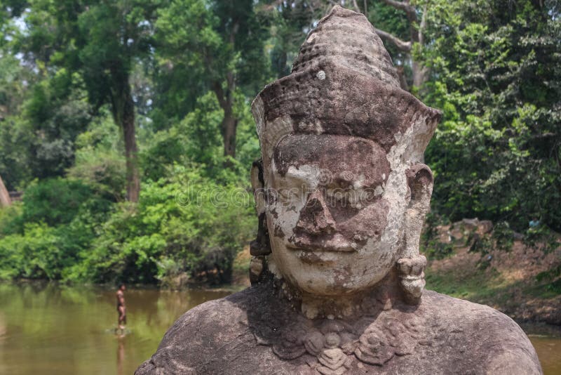 Één van de cijfers aangaande de brug stock foto's