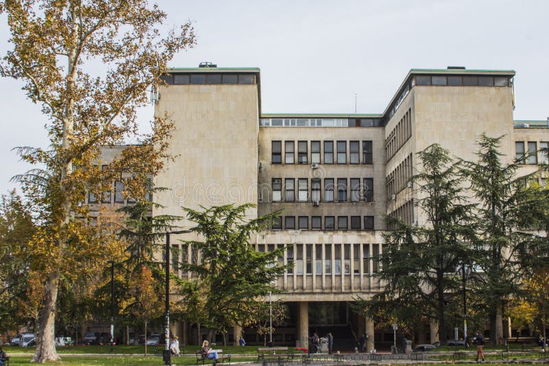 Één van de gebouwen van de Universiteit van Belgrado servië royalty-vrije stock fotografie Één van de gebouwen van de Universiteit van Belgrado servië royalty-vrije stock fotografie