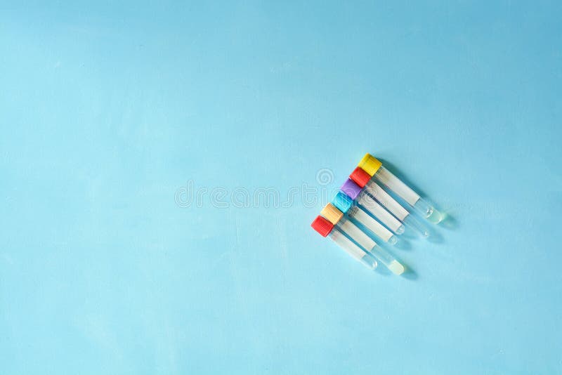 Διαφορετικοί σωλήνες δοκιμής venipuncture χρώματος και μεγέθους κενοί κενοί στοκ φωτογραφίες με δικαίωμα ελεύθερης χρήσης Διαφορετικοί σωλήνες δοκιμής venipuncture χρώματος και μεγέθους κενοί κενοί στοκ φωτογραφίες με δικαίωμα ελεύθερης χρήσης