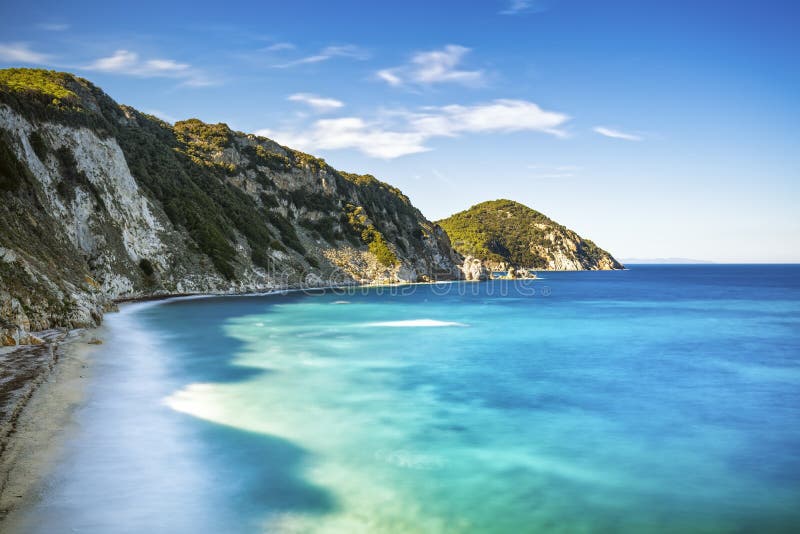 Île de l'Île d'Elbe, côte blanche Toscane, il de plage de Portoferraio Sansone images libres de droits Île de l'Île d'Elbe, côte blanche Toscane, il de plage de Portoferraio Sansone images libres de droits