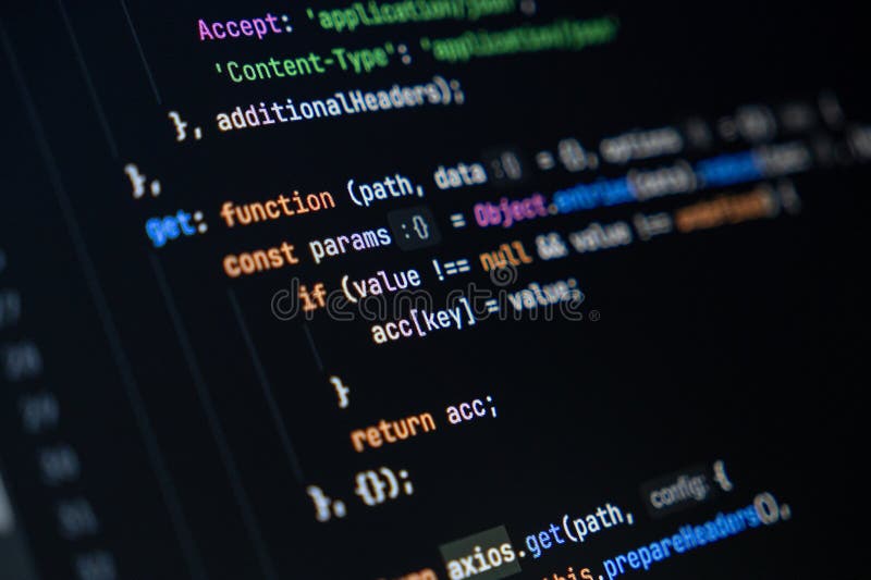 închiderea ecranului computerizat cu cod sulascript colorat focalizat pe dezvoltarea și codificarea software-ului pentru funcții ș stock images