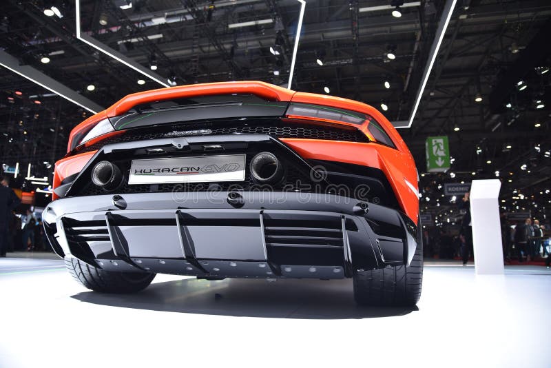 Γενεύη, Ελβετία - 5 Μαρτίου 2019: Αυτοκίνητο Huracan EVO Lamborghini που επιδεικνύεται στη διεθνή έκθεση αυτοκινήτου της 89ης Γεν στοκ εικόνα με δικαίωμα ελεύθερης χρήσης Γενεύη, Ελβετία - 5 Μαρτίου 2019: Αυτοκίνητο Huracan EVO Lamborghini που επιδεικνύεται στη διεθνή έκθεση αυτοκινήτου της 89ης Γεν στοκ εικόνα με δικαίωμα ελεύθερης χρήσης