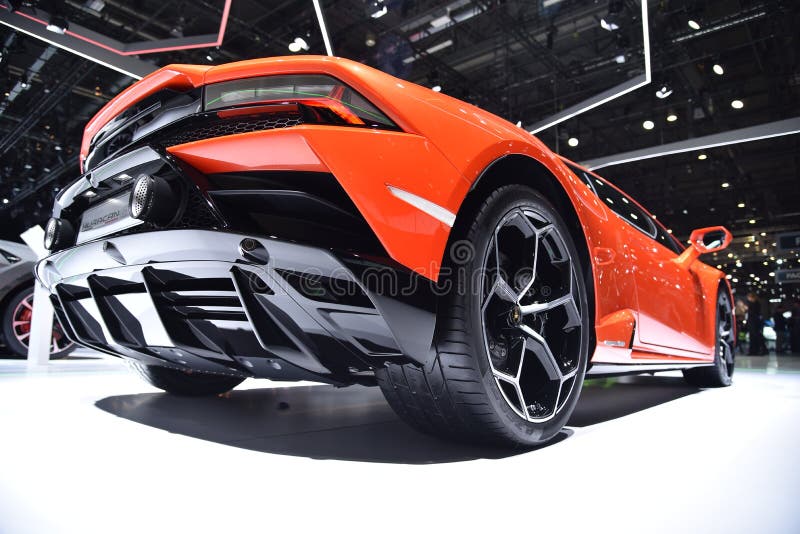 Γενεύη, Ελβετία - 5 Μαρτίου 2019: Αυτοκίνητο Huracan EVO Lamborghini που επιδεικνύεται στη διεθνή έκθεση αυτοκινήτου της 89ης Γεν στοκ φωτογραφίες Γενεύη, Ελβετία - 5 Μαρτίου 2019: Αυτοκίνητο Huracan EVO Lamborghini που επιδεικνύεται στη διεθνή έκθεση αυτοκινήτου της 89ης Γεν στοκ φωτογραφίες