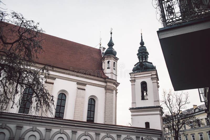 Εκκλησία του ST Michael ο αρχάγγελος στο κέντρο Vilnius στοκ φωτογραφία Εκκλησία του ST Michael ο αρχάγγελος στο κέντρο Vilnius στοκ φωτογραφία