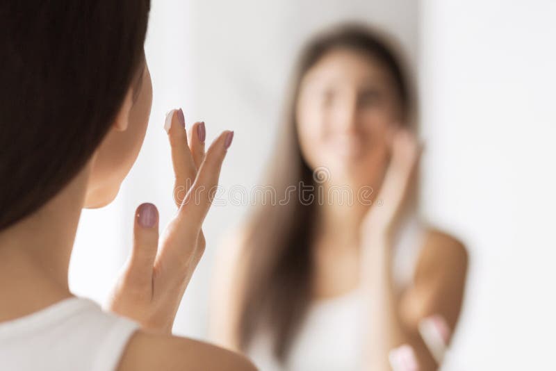 Καθημερινή έννοια skincare στοκ φωτογραφίες Καθημερινή έννοια skincare στοκ φωτογραφίες