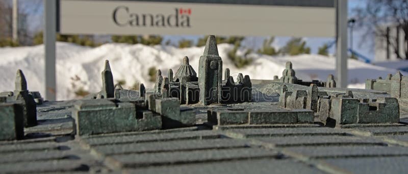 Κεντρικός της Οττάβας ως maquette χαλκού, εκλεκτική εστίαση στοκ εικόνες Κεντρικός της Οττάβας ως maquette χαλκού, εκλεκτική εστίαση στοκ εικόνες