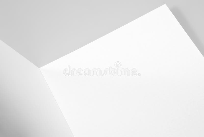 Öppet kort för mellanrum eller vikt ark av papper