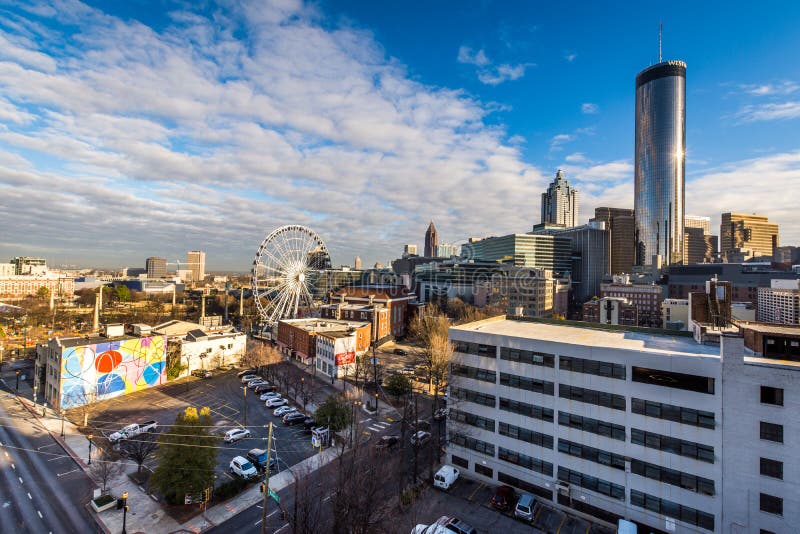 Över Rhenområdet i i stadens centrum Cincinnati Ohio i washen royaltyfria bilder Över Rhenområdet i i stadens centrum Cincinnati Ohio i washen royaltyfria bilder
