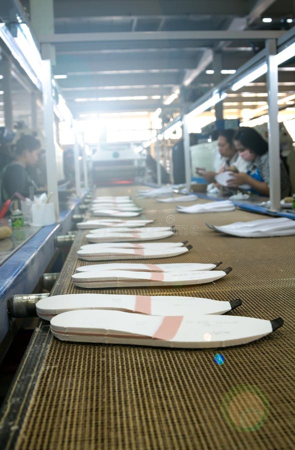 Única fábrica de fabricación del zapato fotos de archivo libres de regalías Única fábrica de fabricación del zapato fotos de archivo libres de regalías