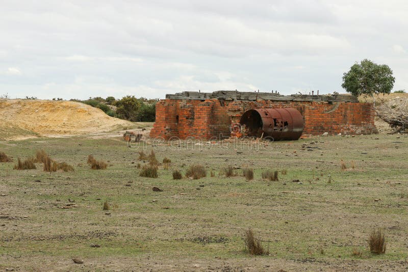 Überreste eines Goldförderungsstandorts in Australien lizenzfreie stockfotos Überreste eines Goldförderungsstandorts in Australien lizenzfreie stockfotos