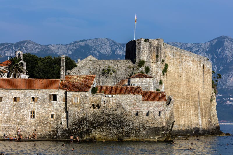 Średniowieczne fortyfikacje Budva, Montenegro zdjęcie royalty free Średniowieczne fortyfikacje Budva, Montenegro zdjęcie royalty free