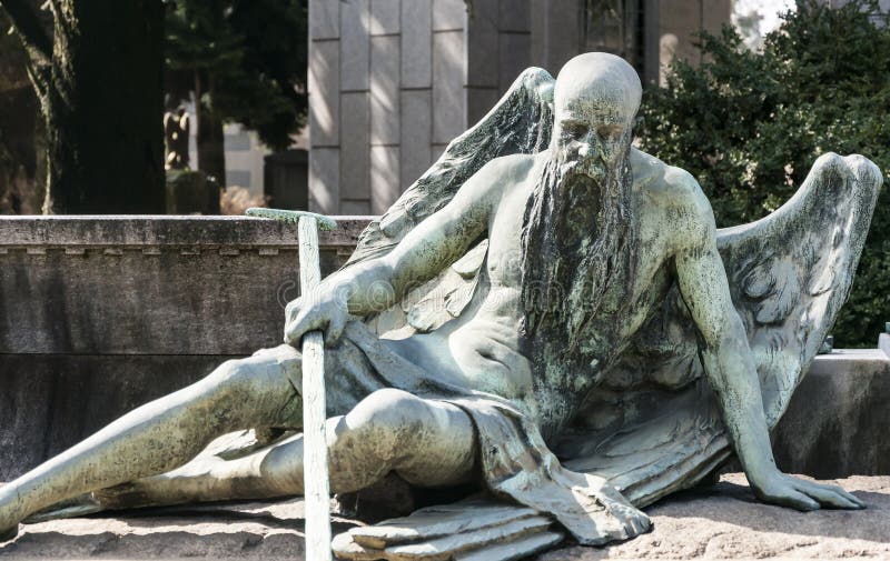 Άγαλμα ενός αγγέλου στοκ φωτογραφία Άγαλμα ενός αγγέλου στοκ φωτογραφία