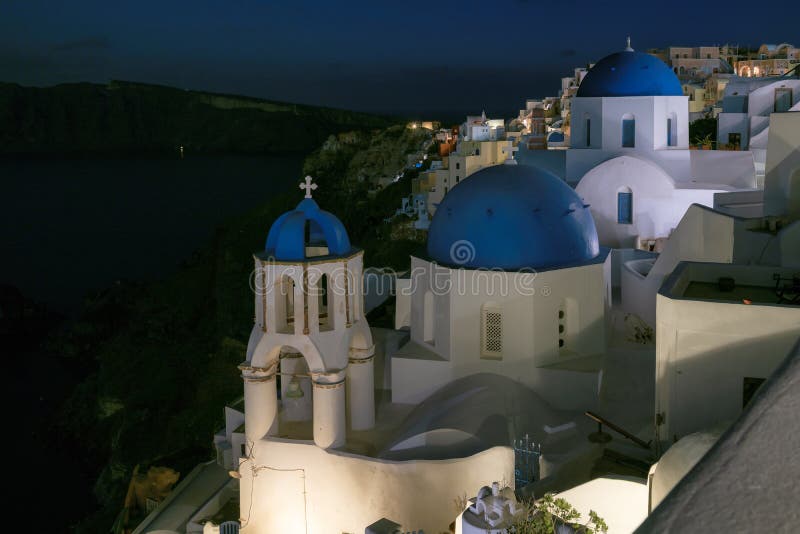 Άποψη νύχτας Oia του χωριού στο νησί Santorini, Ελλάδα στοκ φωτογραφίες Άποψη νύχτας Oia του χωριού στο νησί Santorini, Ελλάδα στοκ φωτογραφίες