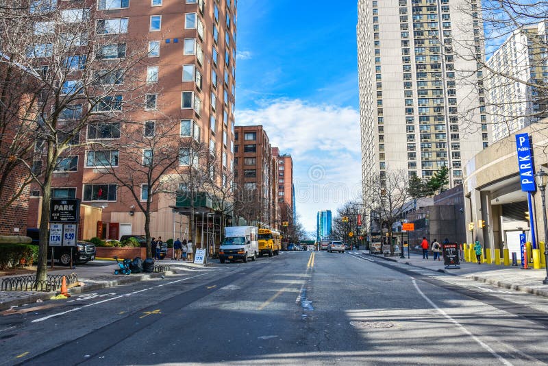 Άποψη οδών κατά μήκος του ποταμού Greenway του Hudson Μανχάτταν νέες ΗΠΑ Υόρκη στοκ εικόνες Άποψη οδών κατά μήκος του ποταμού Greenway του Hudson Μανχάτταν νέες ΗΠΑ Υόρκη στοκ εικόνες