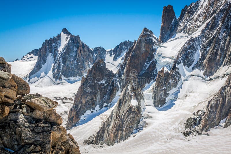 Άποψη σχετικά με τις Άλπεις από το Aiguille du Midi, Chamonix στοκ φωτογραφία με δικαίωμα ελεύθερης χρήσης