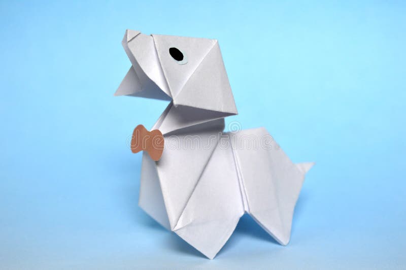 Άσπρο σκυλί Origami στοκ εικόνες Άσπρο σκυλί Origami στοκ εικόνες