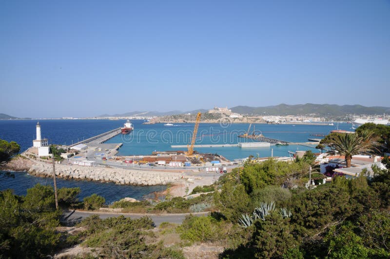 Άσπρος φάρος ES Botafoc σε Ibiza Βαλεαρίδες Νήσοι Soain στοκ εικόνες Άσπρος φάρος ES Botafoc σε Ibiza Βαλεαρίδες Νήσοι Soain στοκ εικόνες