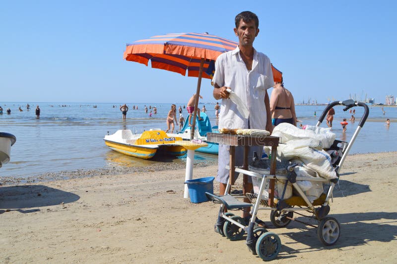 Έμποροι στην παραλία Durres στοκ φωτογραφίες Έμποροι στην παραλία Durres στοκ φωτογραφίες