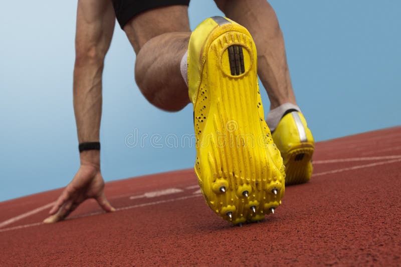 έναρξη θέσης sprinter στοκ εικόνες έναρξη θέσης sprinter στοκ εικόνες