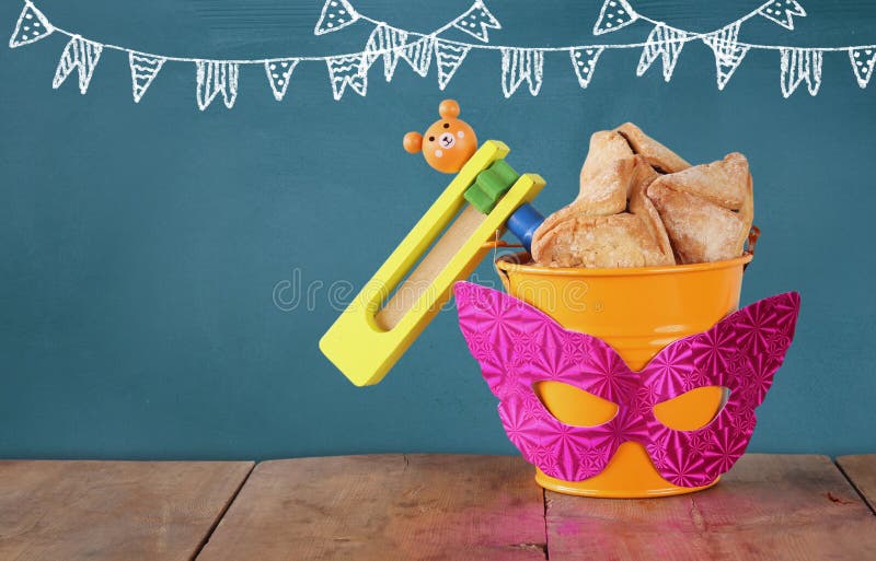 Έννοια εορτασμού Purim (εβραϊκές διακοπές καρναβαλιού) Εκλεκτική εστίαση στοκ εικόνα με δικαίωμα ελεύθερης χρήσης