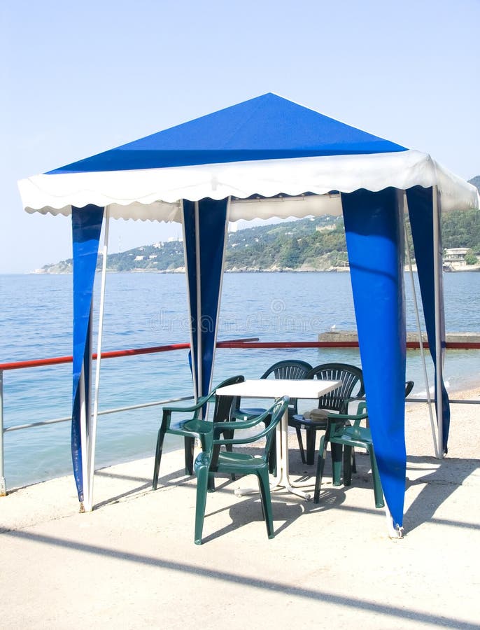 ήλιος θόλων στοκ φωτογραφία με δικαίωμα ελεύθερης χρήσης ήλιος θόλων στοκ φωτογραφία με δικαίωμα ελεύθερης χρήσης
