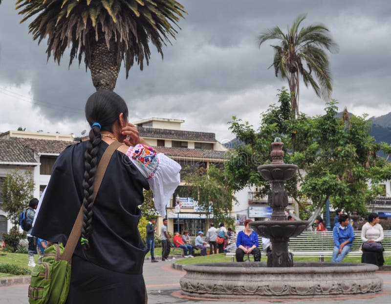 Αγορά Otavalo, Ισημερινός στοκ εικόνα με δικαίωμα ελεύθερης χρήσης Αγορά Otavalo, Ισημερινός στοκ εικόνα με δικαίωμα ελεύθερης χρήσης