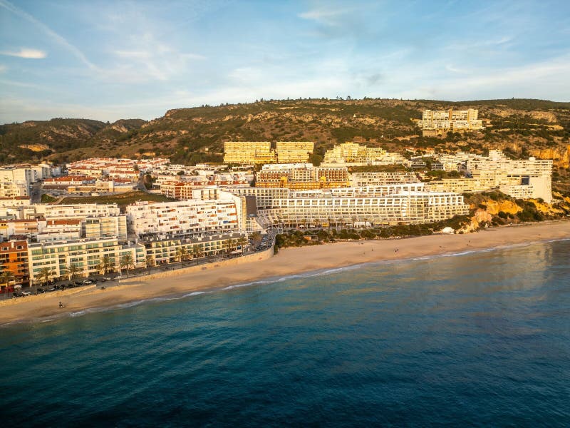 Αεροφωτογραφία της Sesimbra Portugal στοκ φωτογραφία
