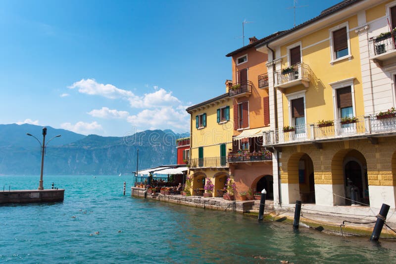 Ακτή Malcesine στοκ εικόνες με δικαίωμα ελεύθερης χρήσης