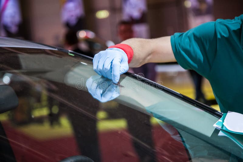 The effective technique to repair car windshield. The effective technique to repair car windshield