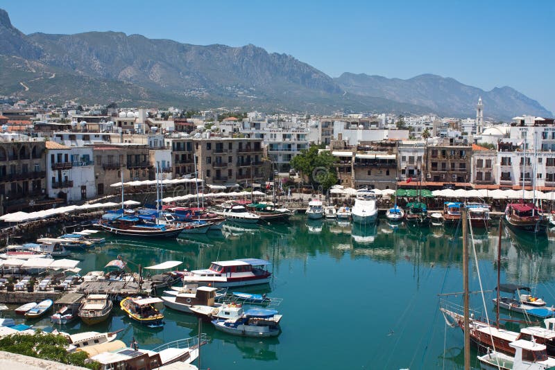 Απασχολημένο λιμάνι στοκ φωτογραφία με δικαίωμα ελεύθερης χρήσης