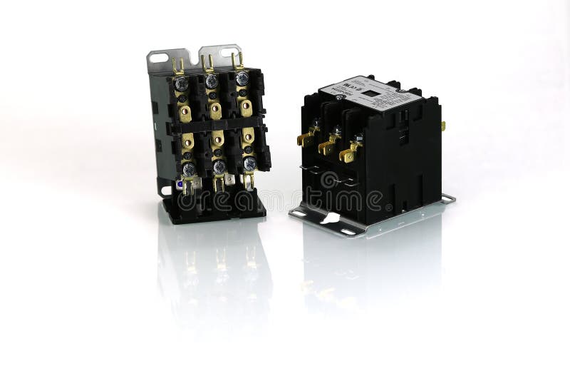 Magnetic contactor with 2 side.The magnetic contactors used to control the distribution of power in lighting and heating circuits. Magnetic contactor with 2 side.The magnetic contactors used to control the distribution of power in lighting and heating circuits