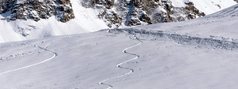 από να κάνει σκι piste στοκ φωτογραφία με δικαίωμα ελεύθερης χρήσης από να κάνει σκι piste στοκ φωτογραφία με δικαίωμα ελεύθερης χρήσης